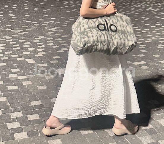 alo 알로 요가가방 요가백 쇼퍼백--0