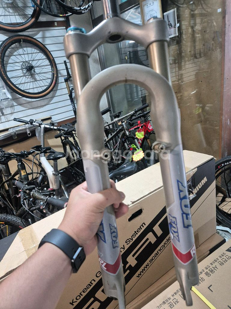 폭스샥 26인치 림브레이크 길이 18CM.--3