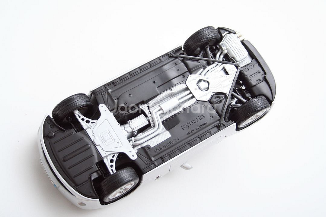 교쇼 BMW Z4 다이캐스트 1:18--7