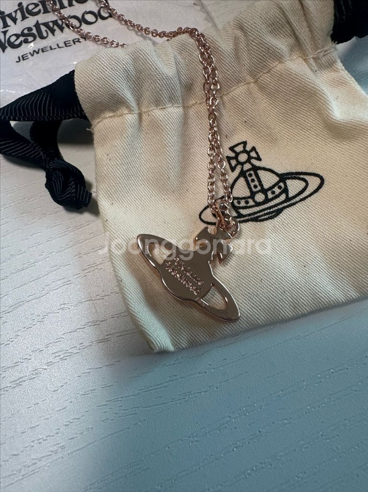 비비안 웨스트우드 목걸이 로즈골드 새제품--2