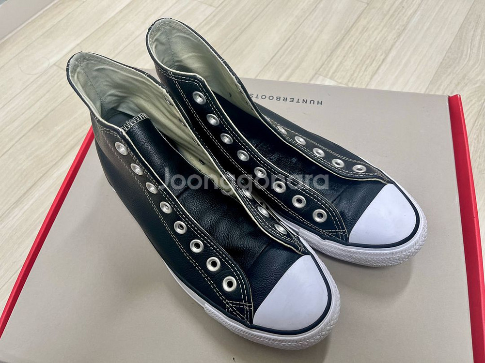 컨버스 척테일러 하이 레더 검흰 255사이즈--0