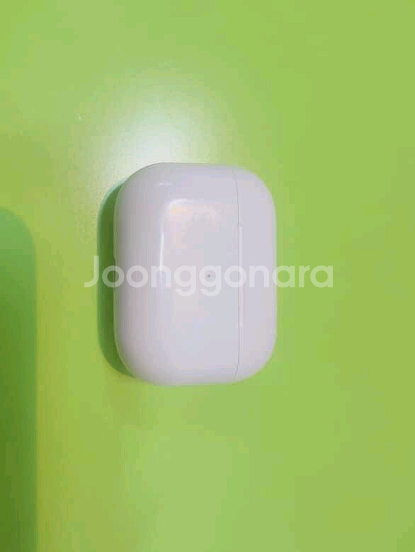 에어팟프로2 C타입본체팝니다. 가격제안가능--0