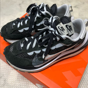 나이키x사카이 베이퍼와플 255