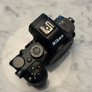 니콘 Z5ii , 24-200 렌즈