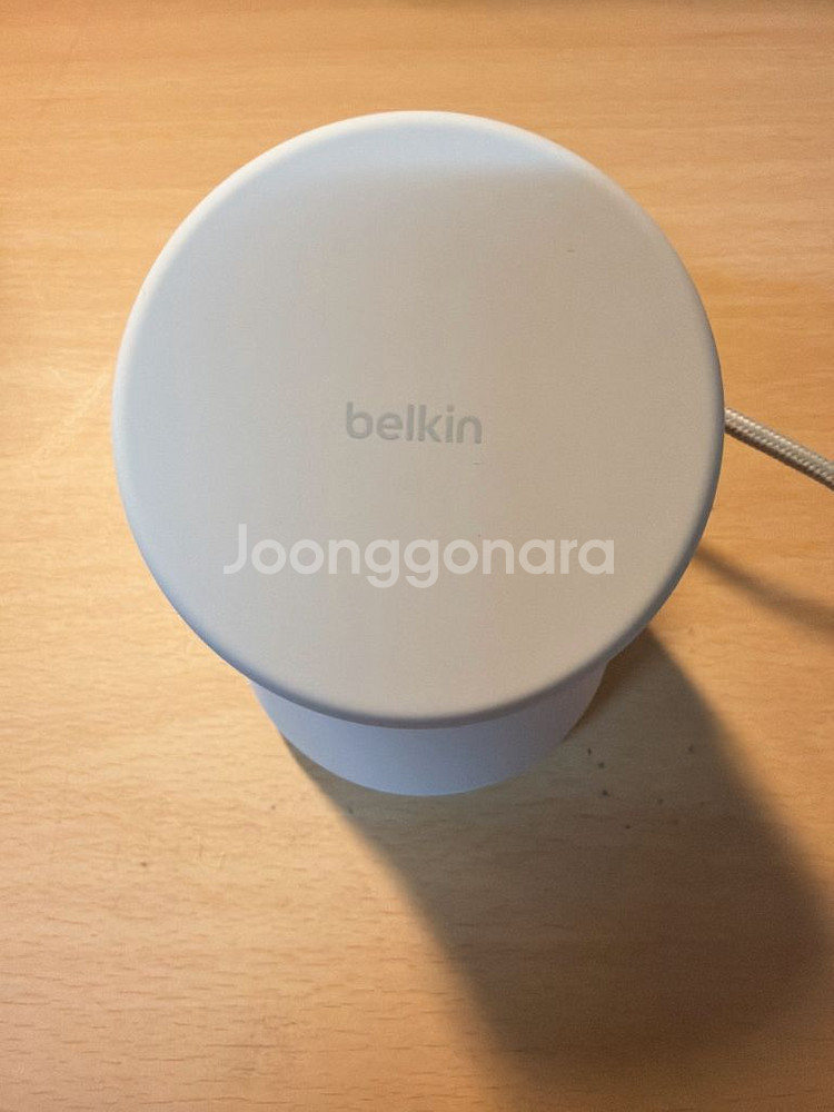 벨킨 2in1 제품 팝니다.--1