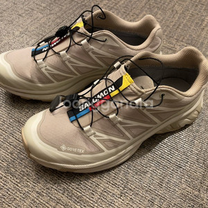 살로몬 XT-6 GTX 아몬드밀크 탄