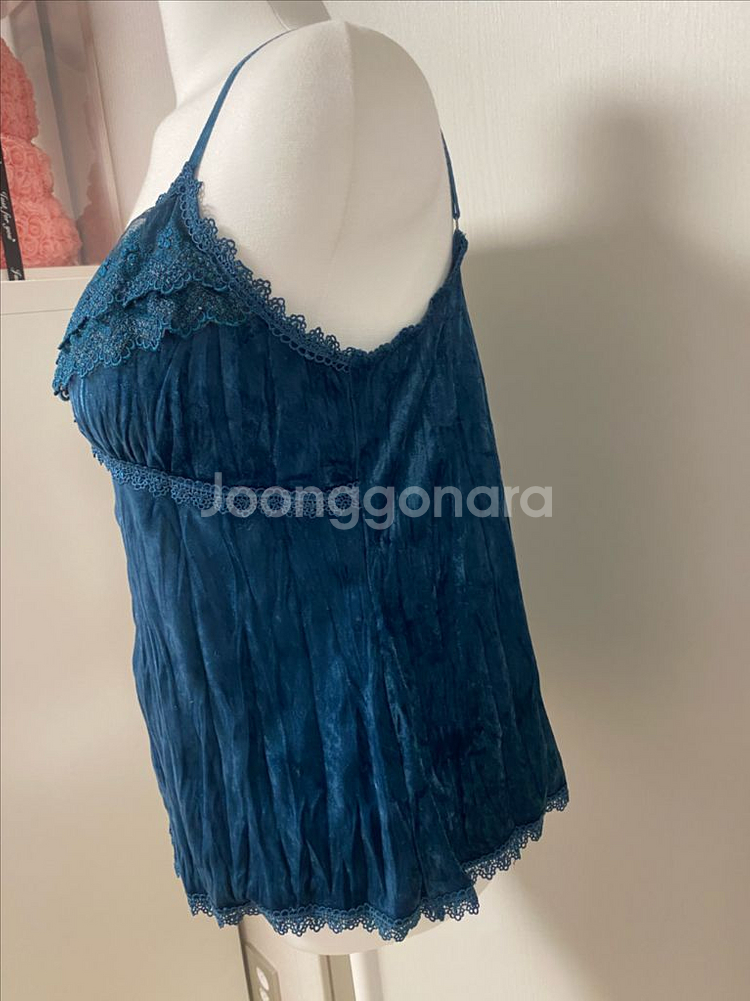 벨벳 민소매 티셔츠(새상품)--4