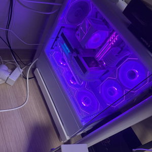 기가바이트 rtx4070ti super 화이트 처분