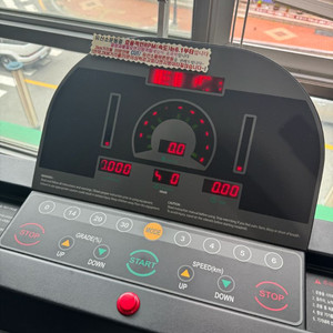 마운틴 런닝머신 (런웨이200)