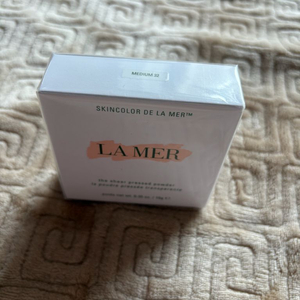 라메르 press powder MEDIUM