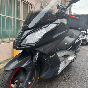 킴코 다운타운 125 오토바이