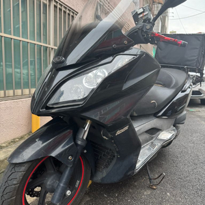 킴코 다운타운 125 오토바이