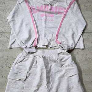 버블트리 트레이닝세트(여아 140사이즈)