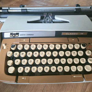 스미스코로나 Classic 15 타자기 이미지