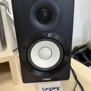 야마하 nx500 스피커 30만원에 판매합니다