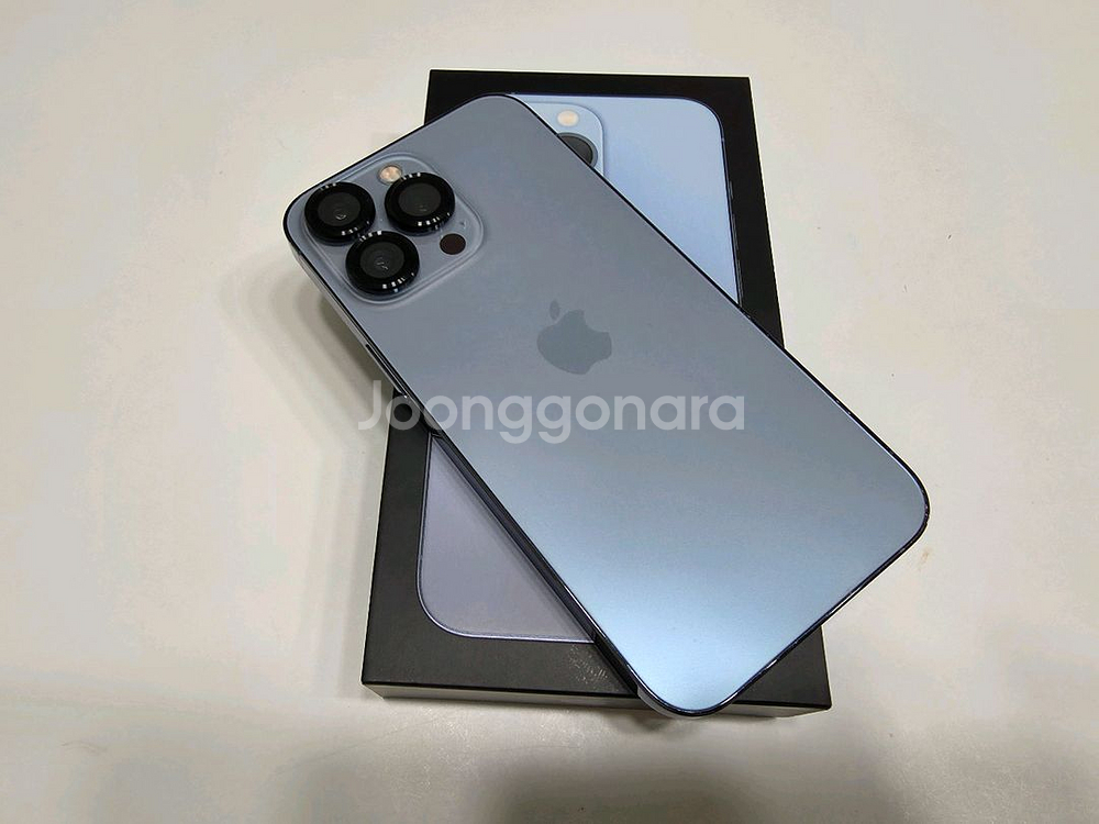 아이폰13프로 시에라블루 256GB 팝니다--0