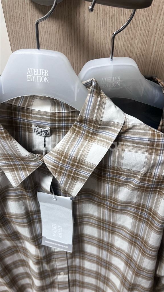 아뜰리에에디션 새상품 체크셔츠--2