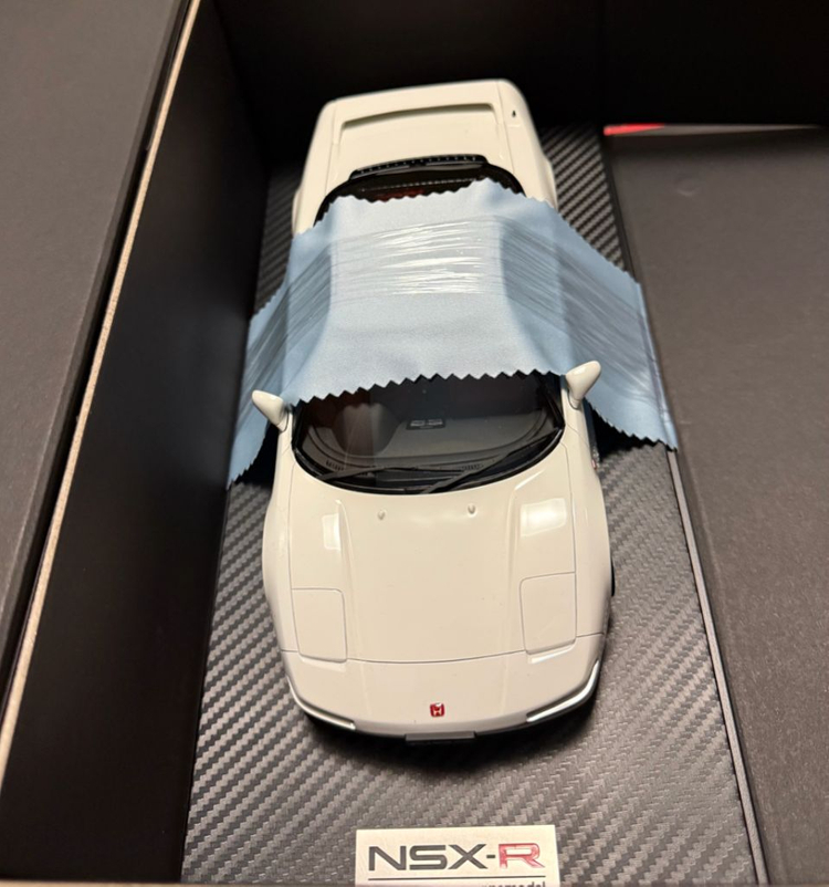Onemodel 혼다 NSX-R 1:18 다이케스트--2