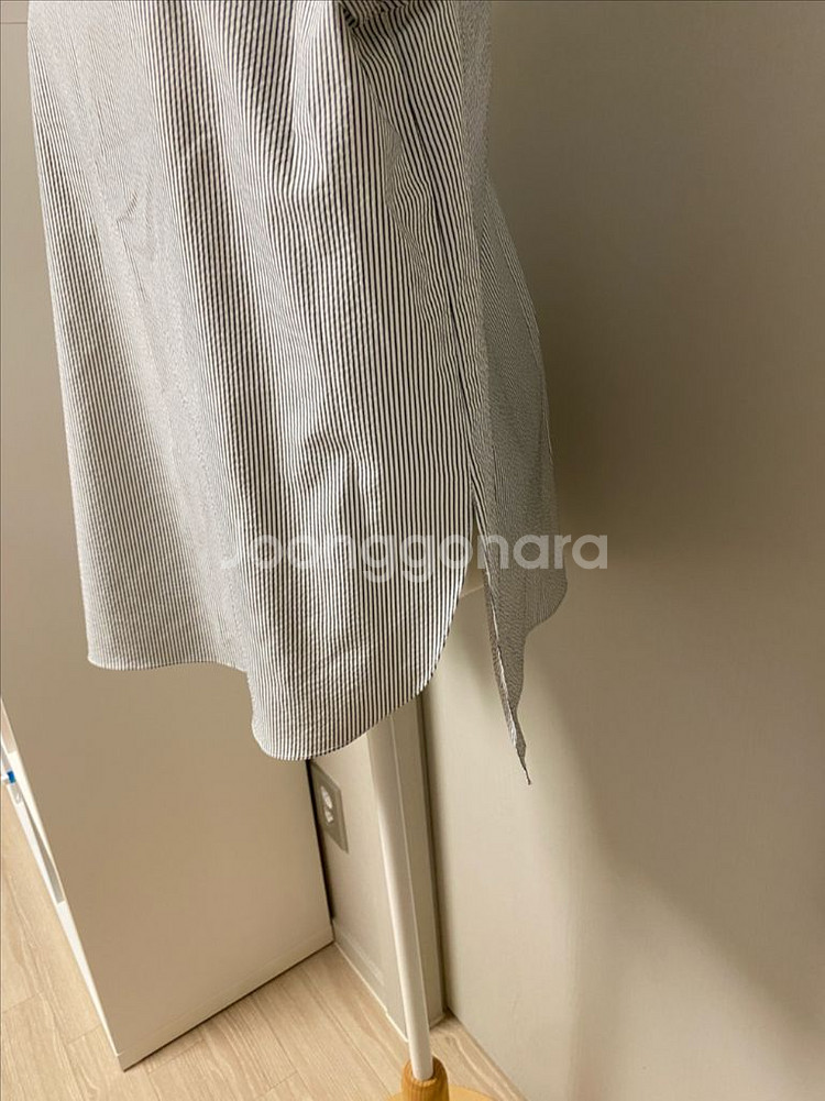 룸나인 스트라이프 블라우스--6