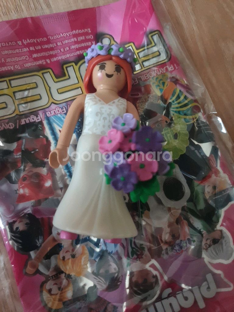 플레이모빌3 미피9미스터리피규어 여왕웨딩신부러시아경찰--2