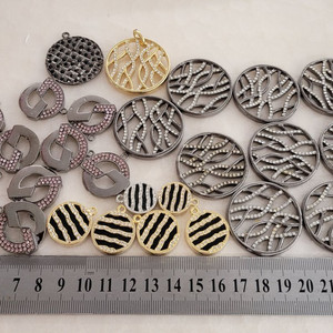 금속 펜던트 원형믹스 약 20~38미리 27개 일괄