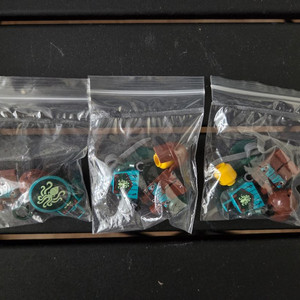 레고 21358 크라켄 기사 판매합니다.