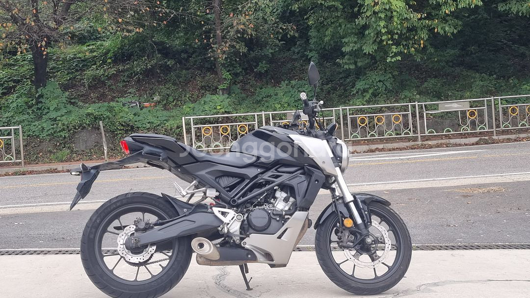 혼다 cb125r 19년식/2만천키로수/급매--7