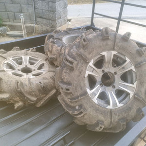 캔암 mr 휠 타이어세트