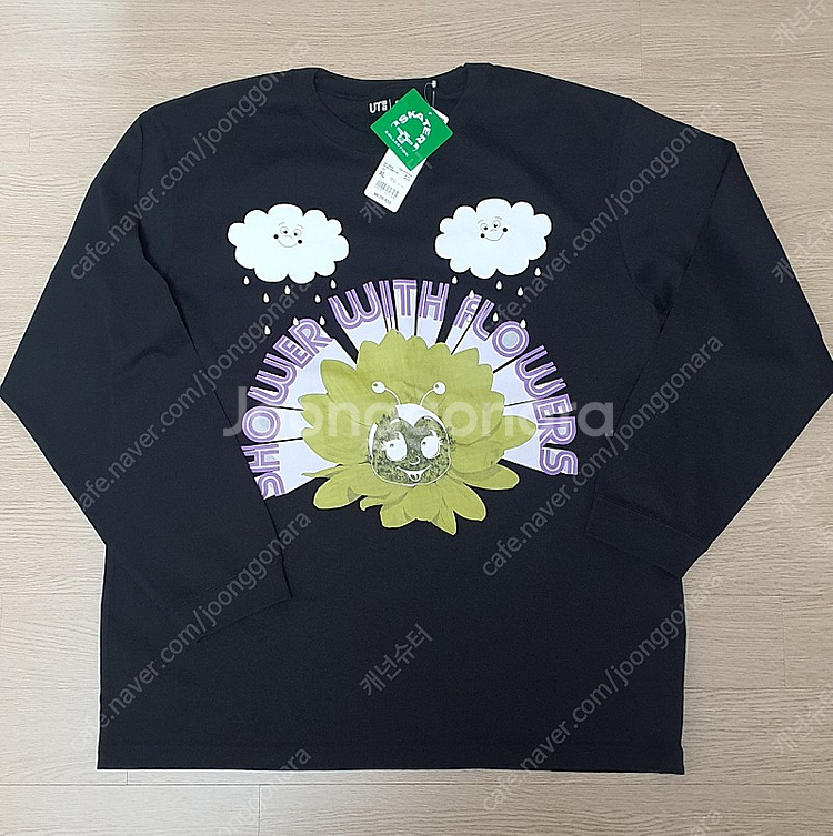 유니클로 긴팔티셔츠 블랙컬러 XL사이즈 새제품 2만원--0