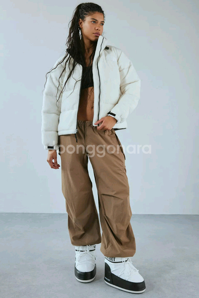 택달린새상품) 노스페이스 2000 폴라 눕시 자켓 패딩--1