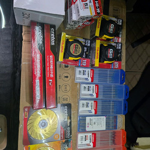 용접텅스텐 컷팅날 줄자 등사진에나와잇는것팔아요