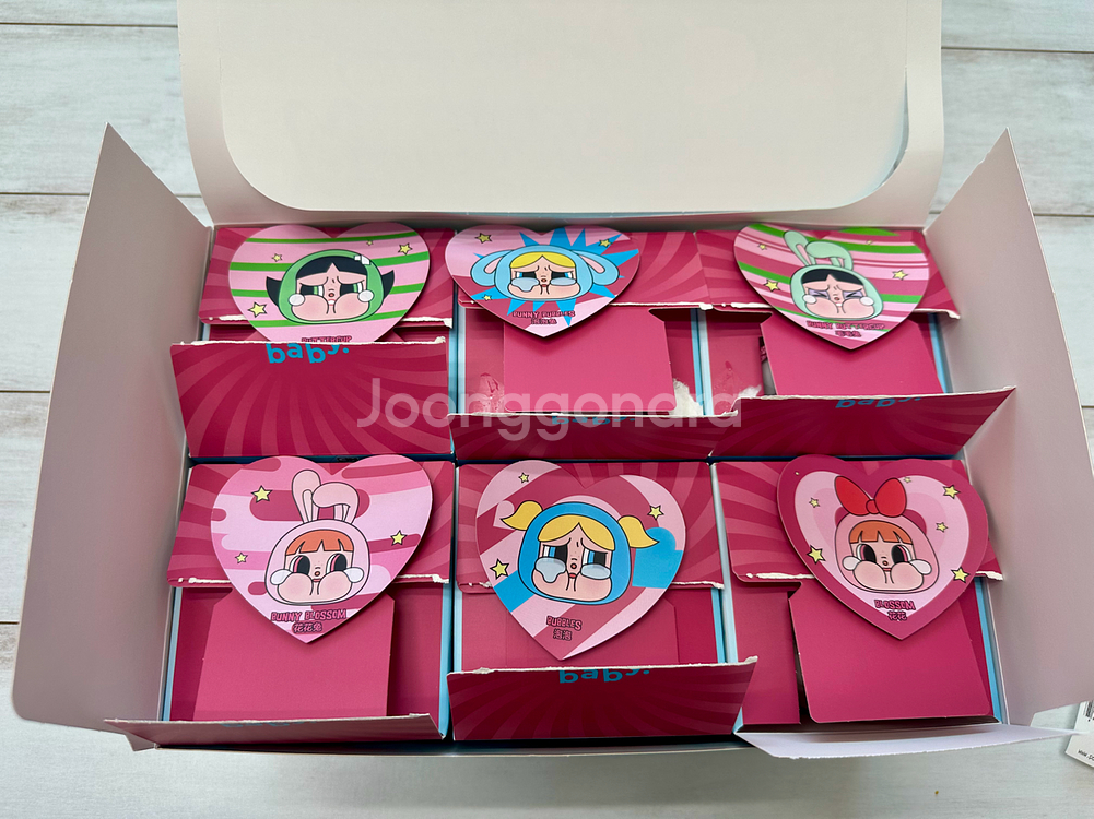 크라이베이비x파워퍼프걸 팝니다.--1