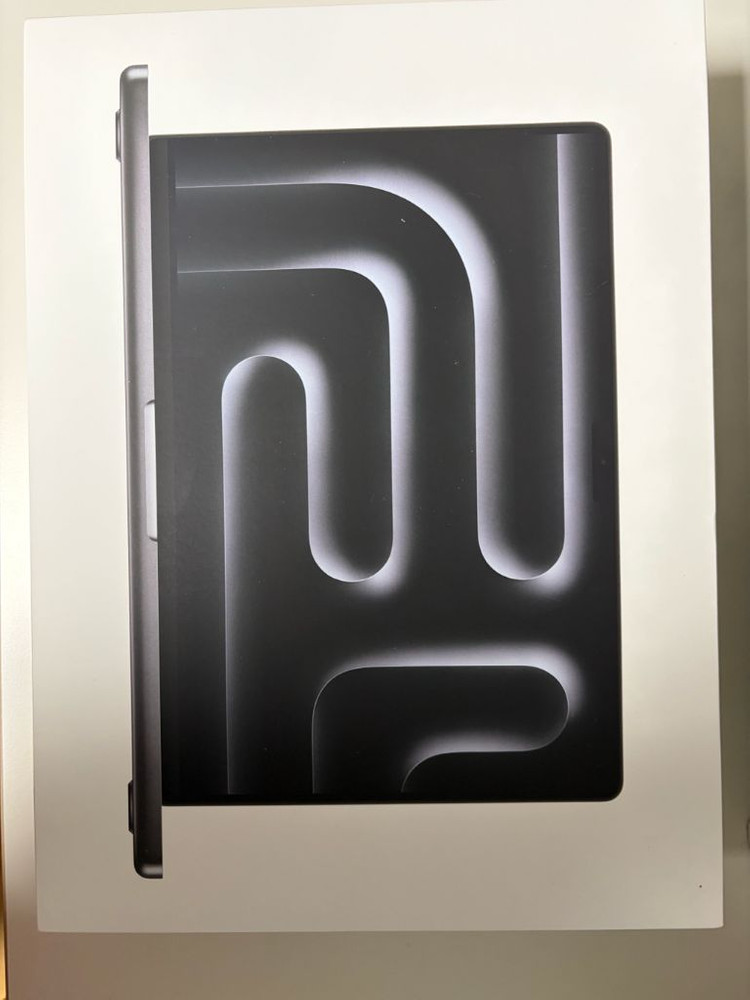 맥북프로14인치 M3프로 메모리18g ssd512g블랙--2