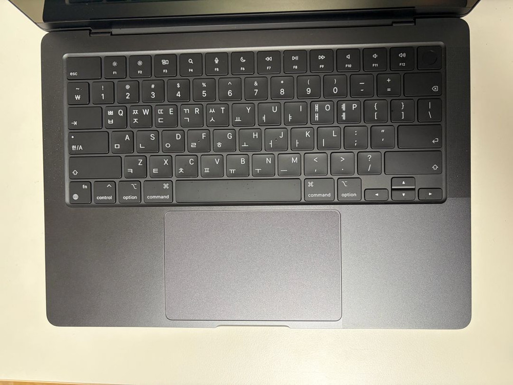 맥북프로14인치 M3프로 메모리18g ssd512g블랙--4