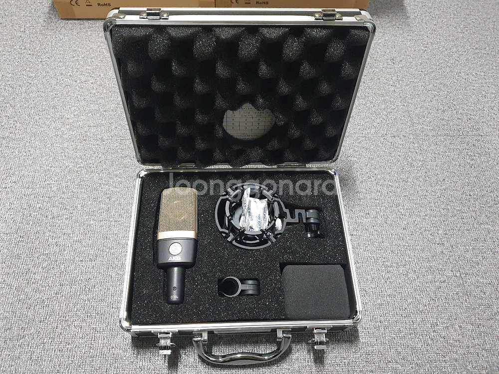 AKG C314 보컬 스튜디오 콘덴서마이크 팝니다--0