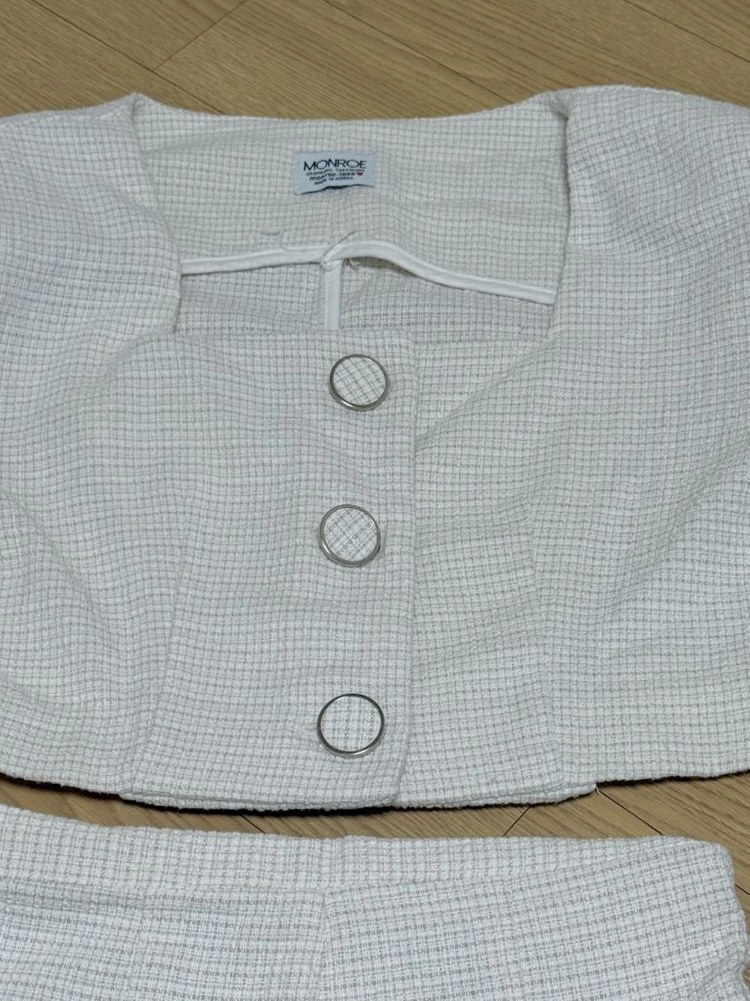 화이트 트위드 자켓 반바지 셋업 set 이미지