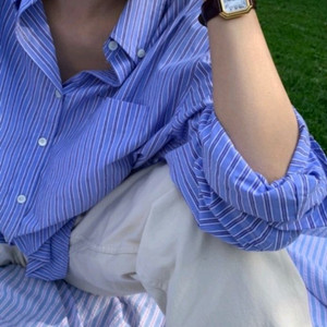 모네 리본빛(ribbonbit) 베르네 스트라이프 셔츠