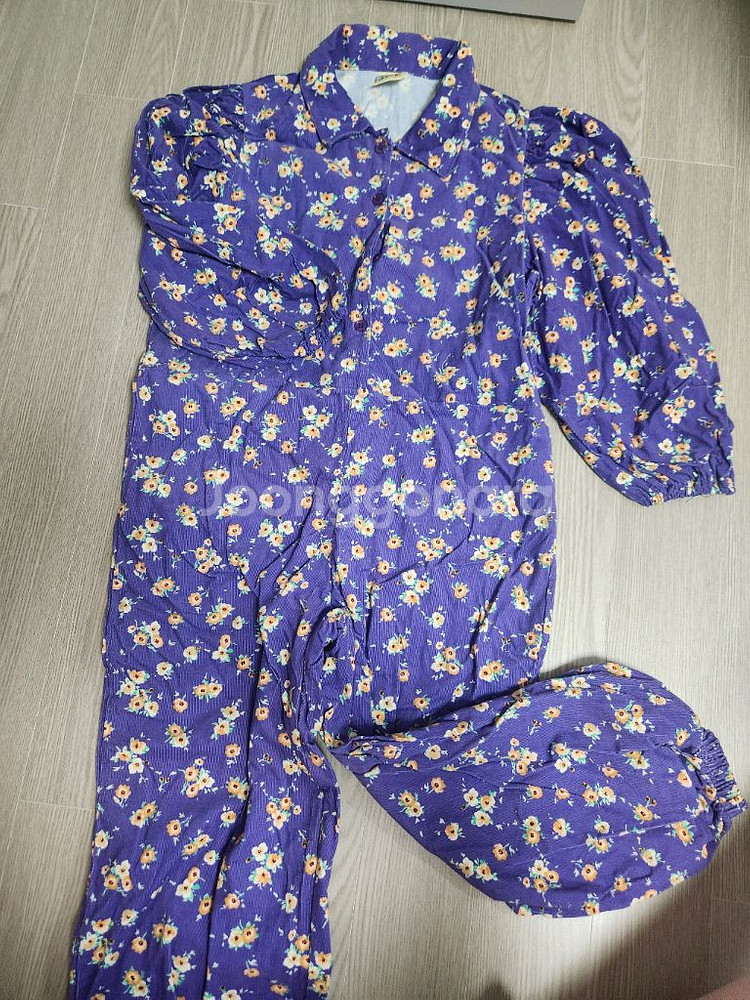 꽁떼레베 골덴 점퍼슈트 새상품--1