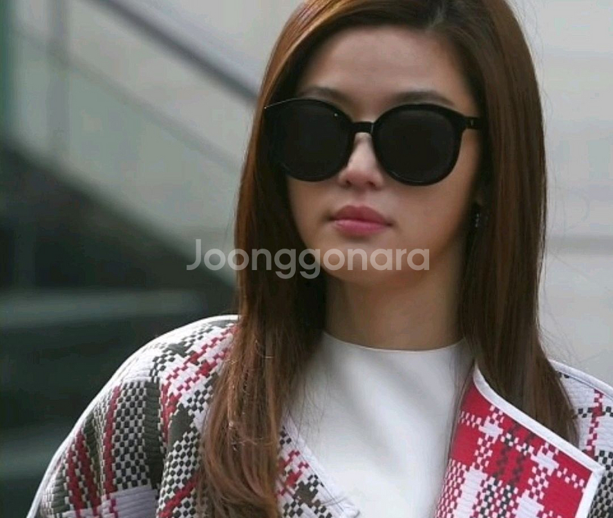 젠틀몬스터 로만홀리데이 유행 안타는 썬글라스--3