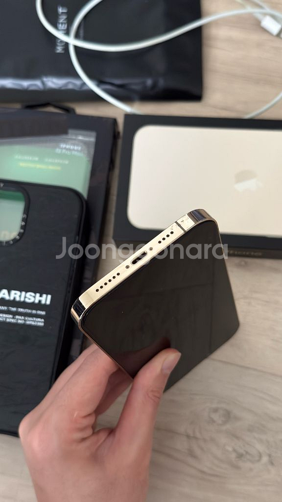 아이폰 13 Pro max 프로맥스 골드 128g--4