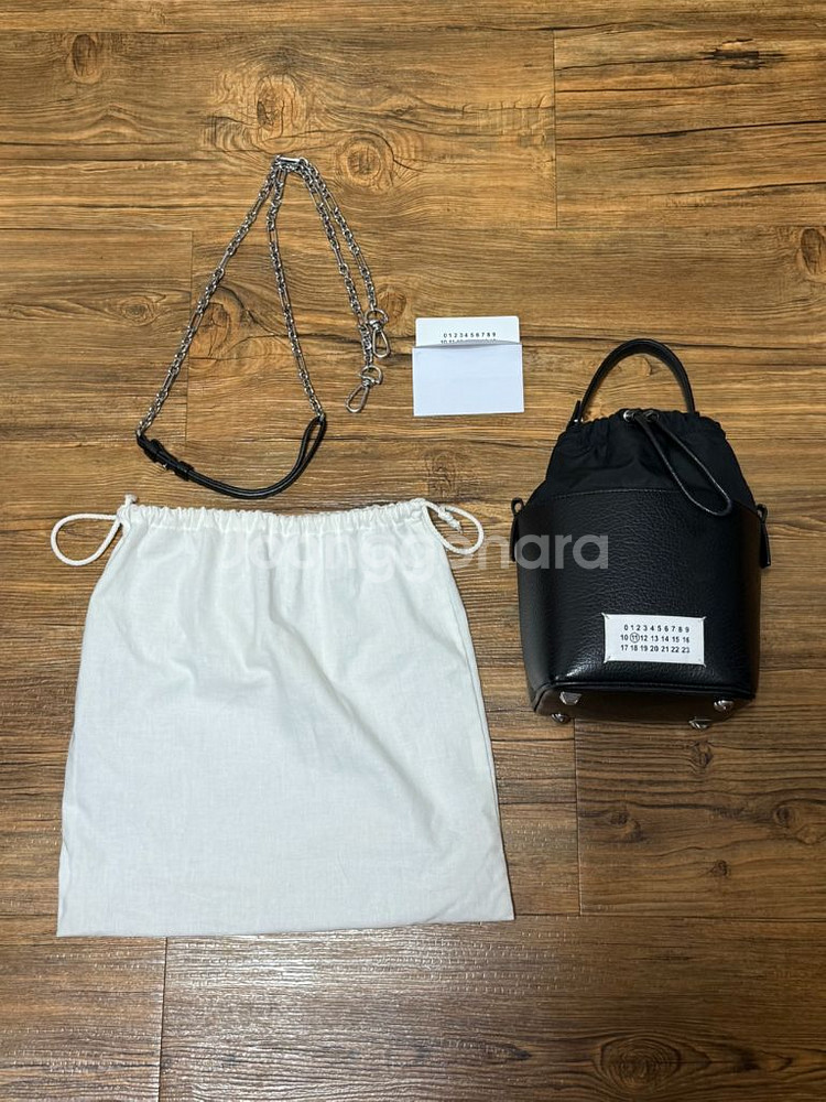 메종마르지엘라 버킷백 블랙(정품, 보증서O)--1