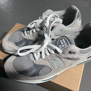 뉴발란스 991v2 265사이즈
