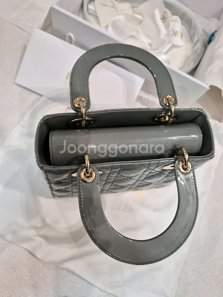 디올 페이던트 레이디백 금장 그레이 스몰--1