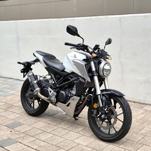 2018 혼다 CB125R 에로우 구변 판매합니다.