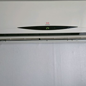 동부대우 에어컨 리모컨 실외기 거치대 포함 분해 완료