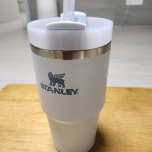 스탠리 텀블러 퀜처 591ml