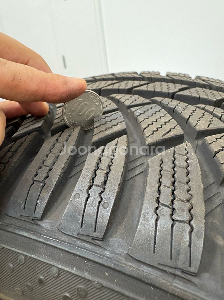 BMW 5시리즈 G30 19인치 1대분 윈터타이어 A급--4
