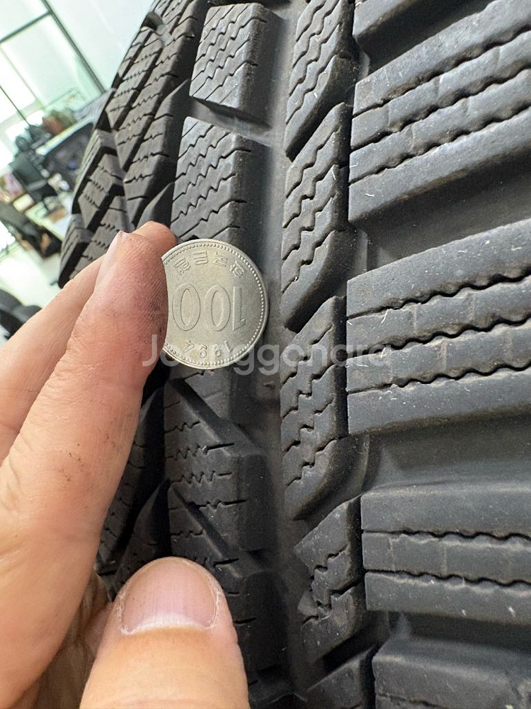 BMW 5시리즈 G30 19인치 1대분 윈터타이어 A급--8
