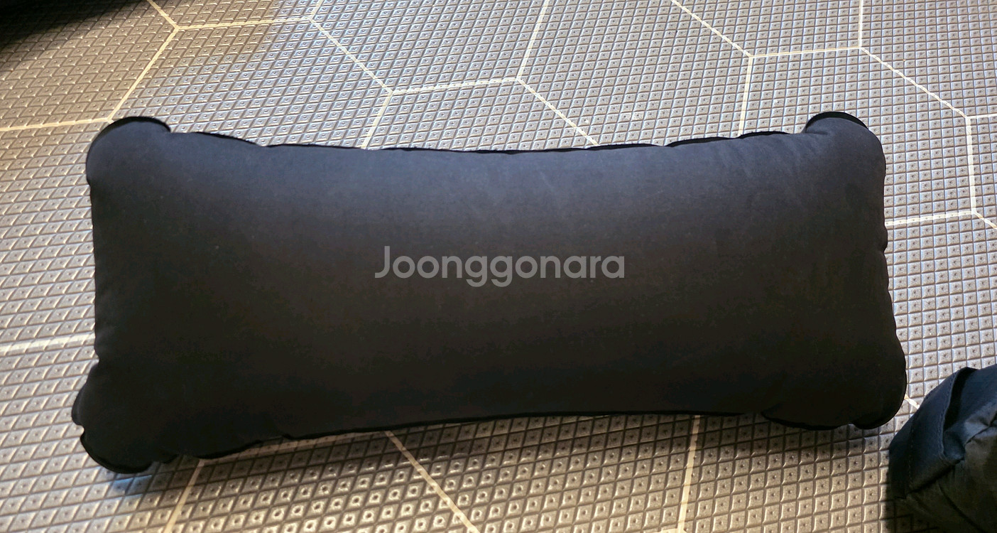 헬리녹스 체어투 리뉴얼 올블랙 에어폼헤드레스트 2셋트--8