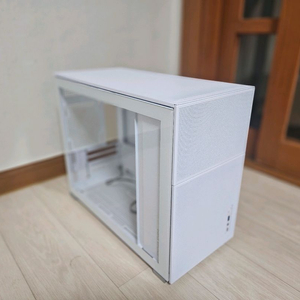 컴퓨터 케이스 JONSBO D31 MESH (WHIT